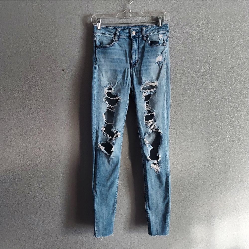 American Eagle Distressed Destroyed Skinny Jeans Size 4 Long